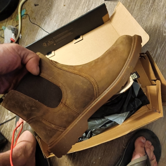 Size 6 ugg boots unisex - Picture 4 of 4